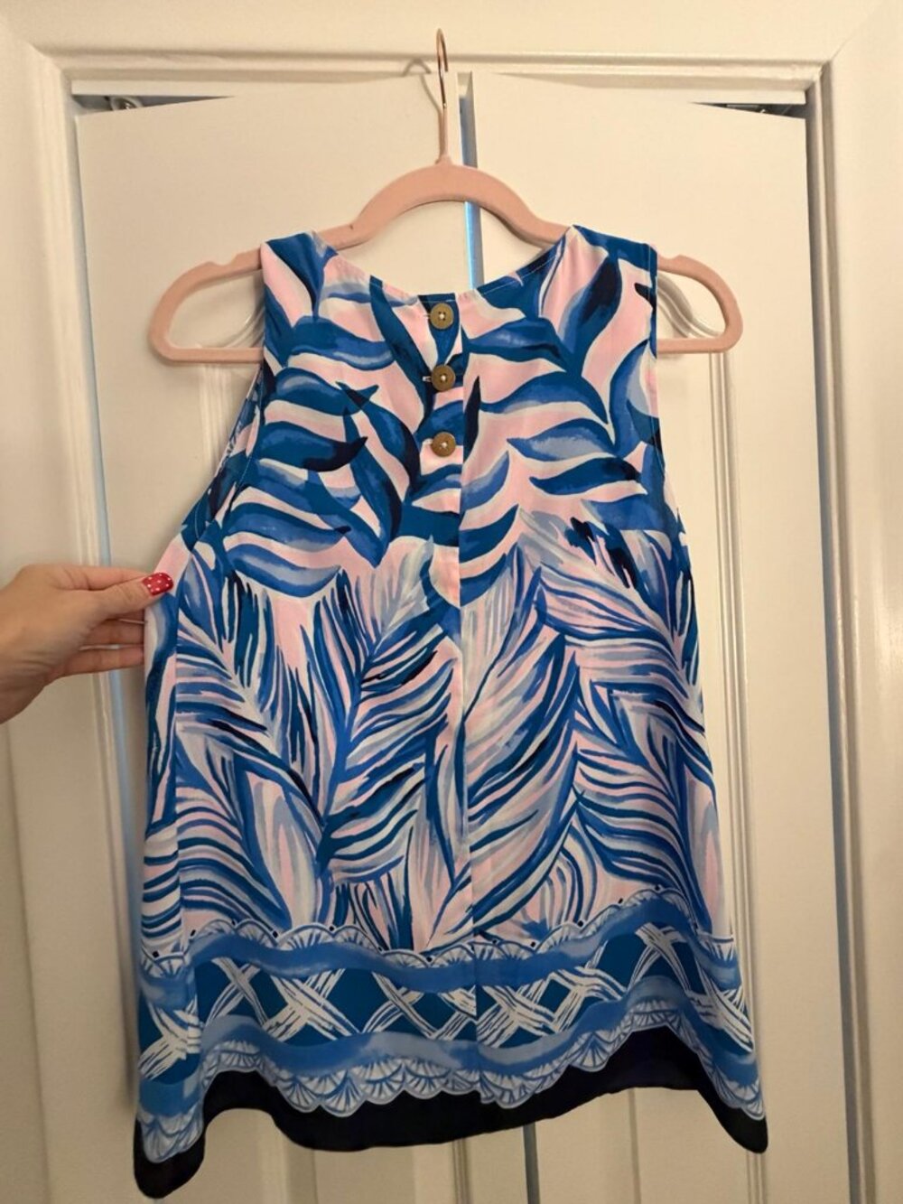 Sleeveless